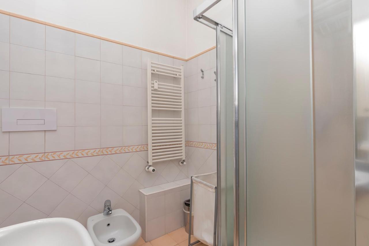 Apartment Comodo Tra Brera E Porta Nuova Mailand