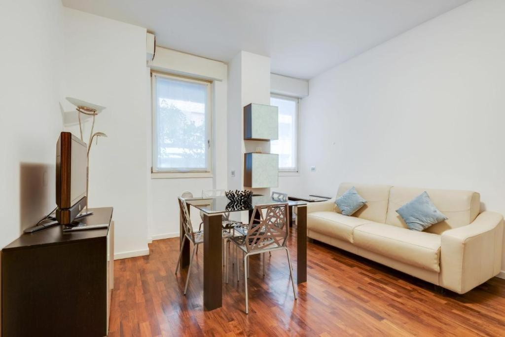Apartment Amazing In The Heart Of Pta Venezia Mailand