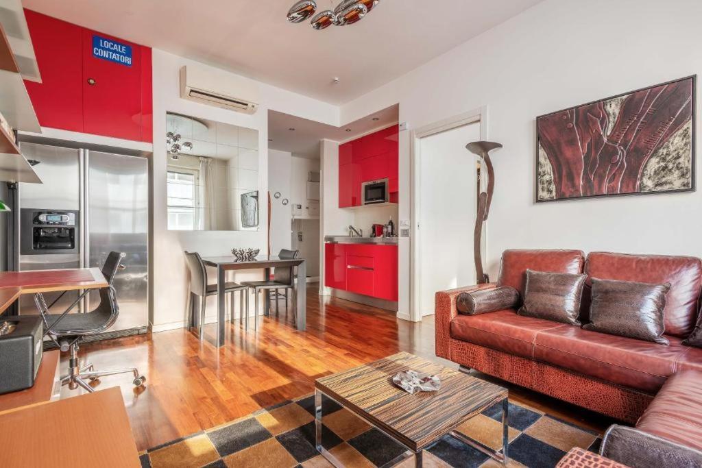 Amazing In The Heart Of Pta Venezia Mailand