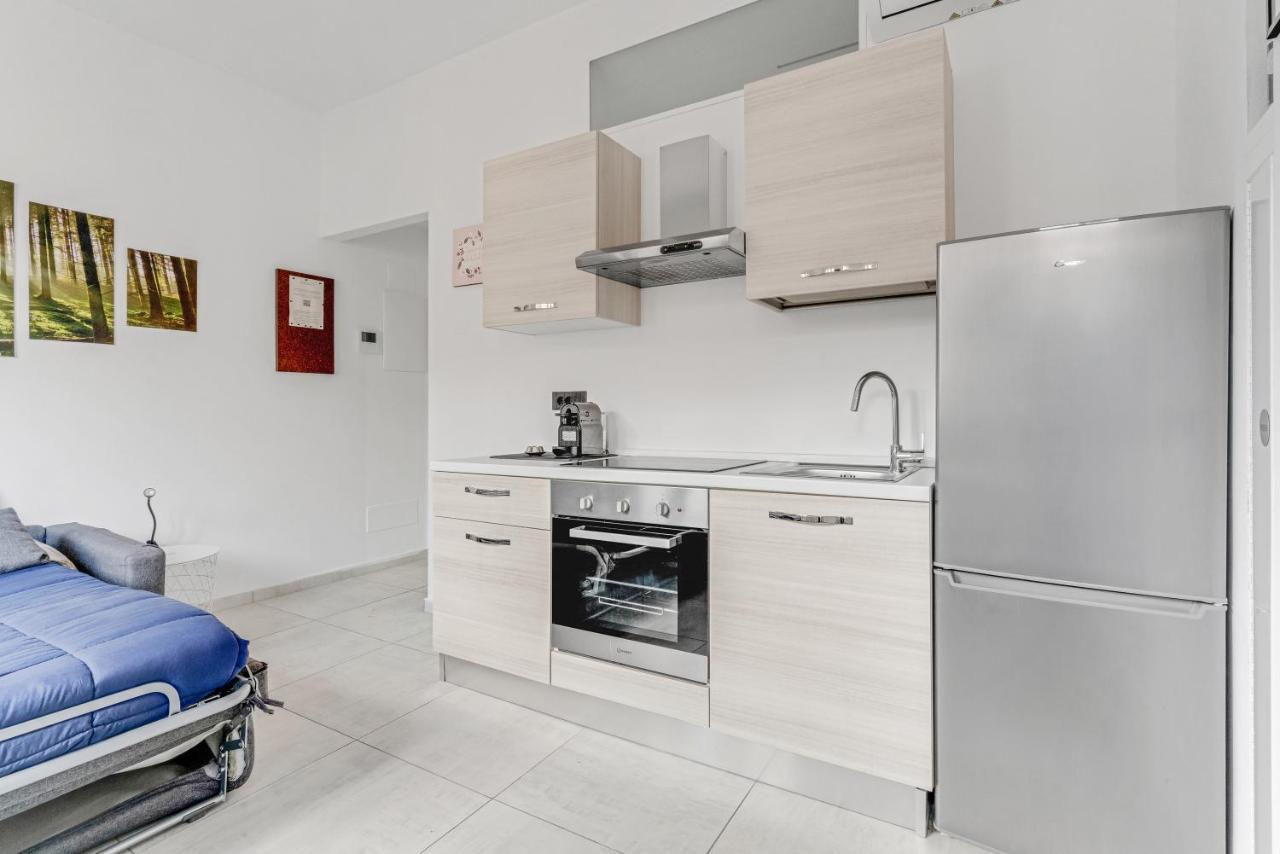 Apartment Metro M1 - Smart Home, Fast Free Wifi & Netflix Milan