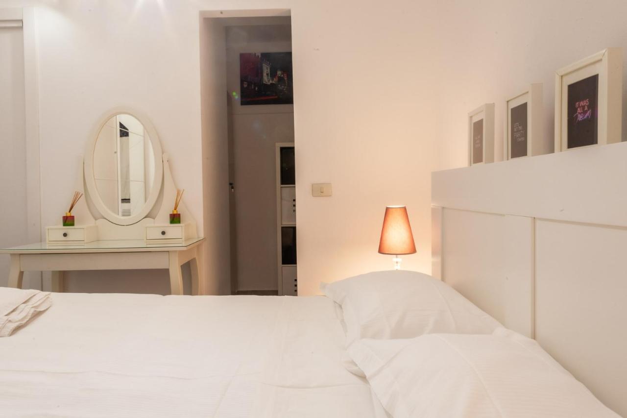 Apartment Bnbutler - Vigevano, 13 - A Due Passi Dalla Darsena *