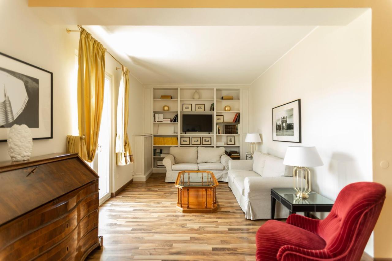 Apartment Montenapoleone - Sant Andrea Charme Penthouse Mailand