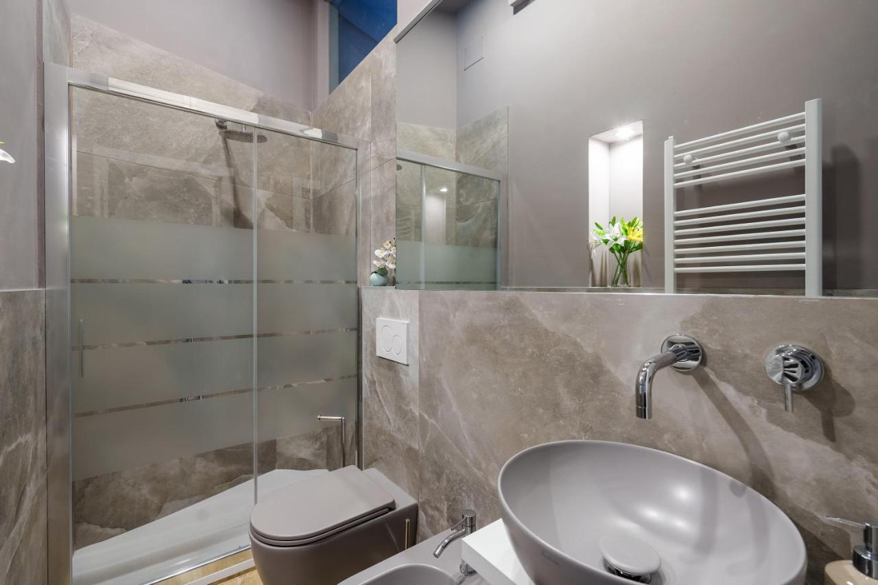 - Luxury In Porta Venezia Apartment