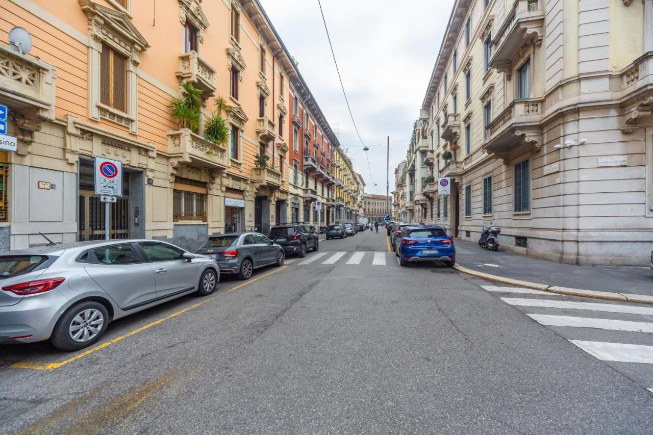 Cozy Apt - Corso Vercelli & Conciliazione M1 Apartment Mailand