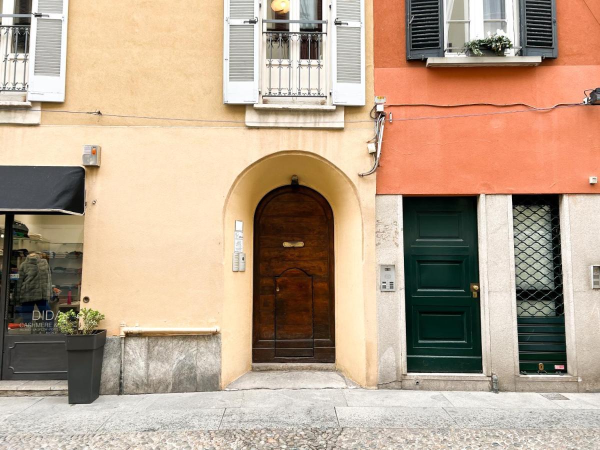 Atelier De Charme In Brera-duomo Apartment