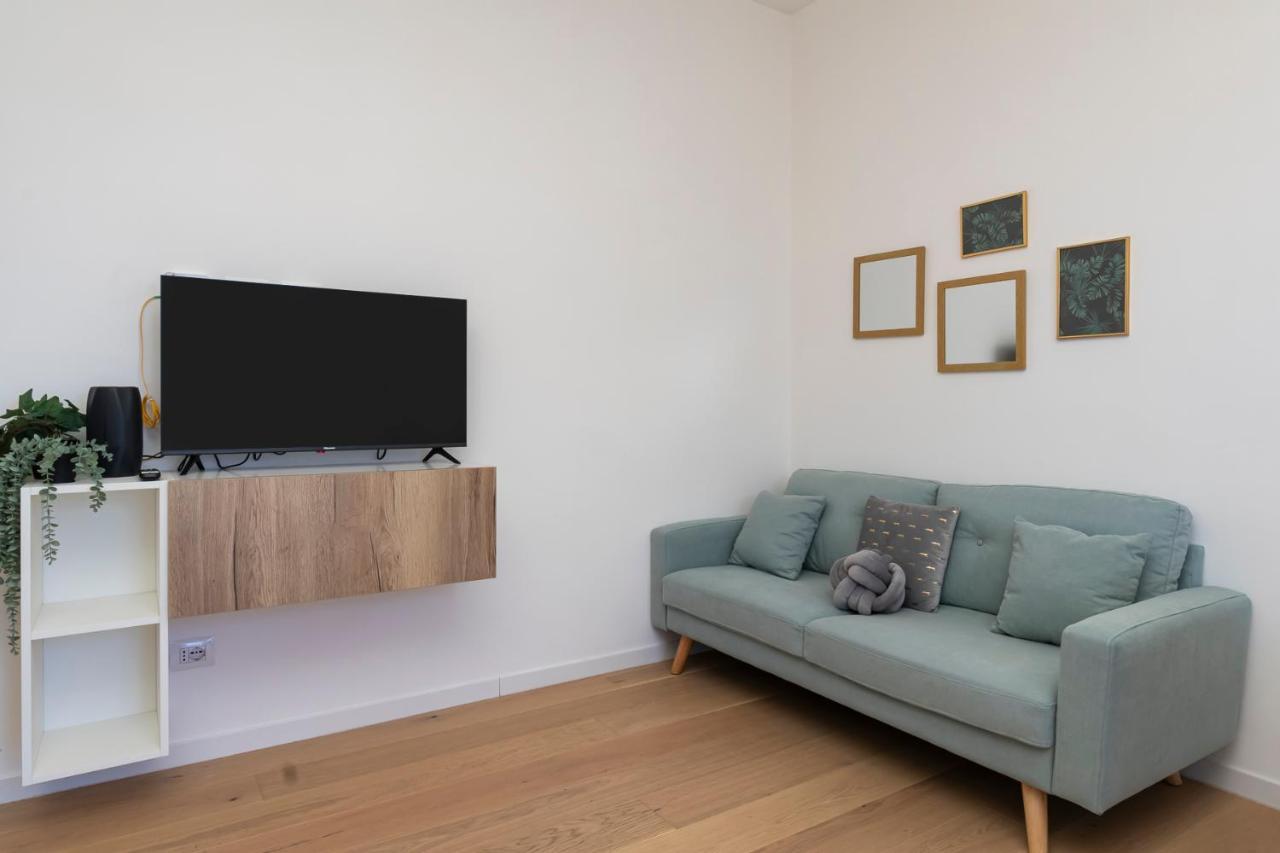 Apartment Luxury In San Siro Tesio 15 Milan