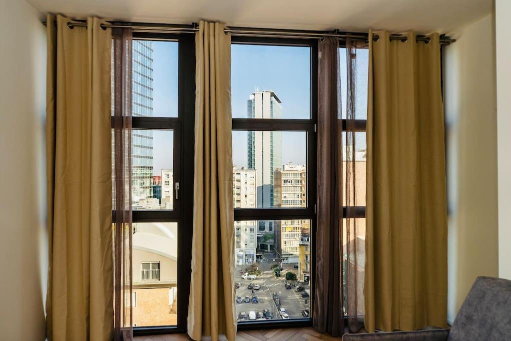 Sky View -porta Nuova - 9 Apartment *