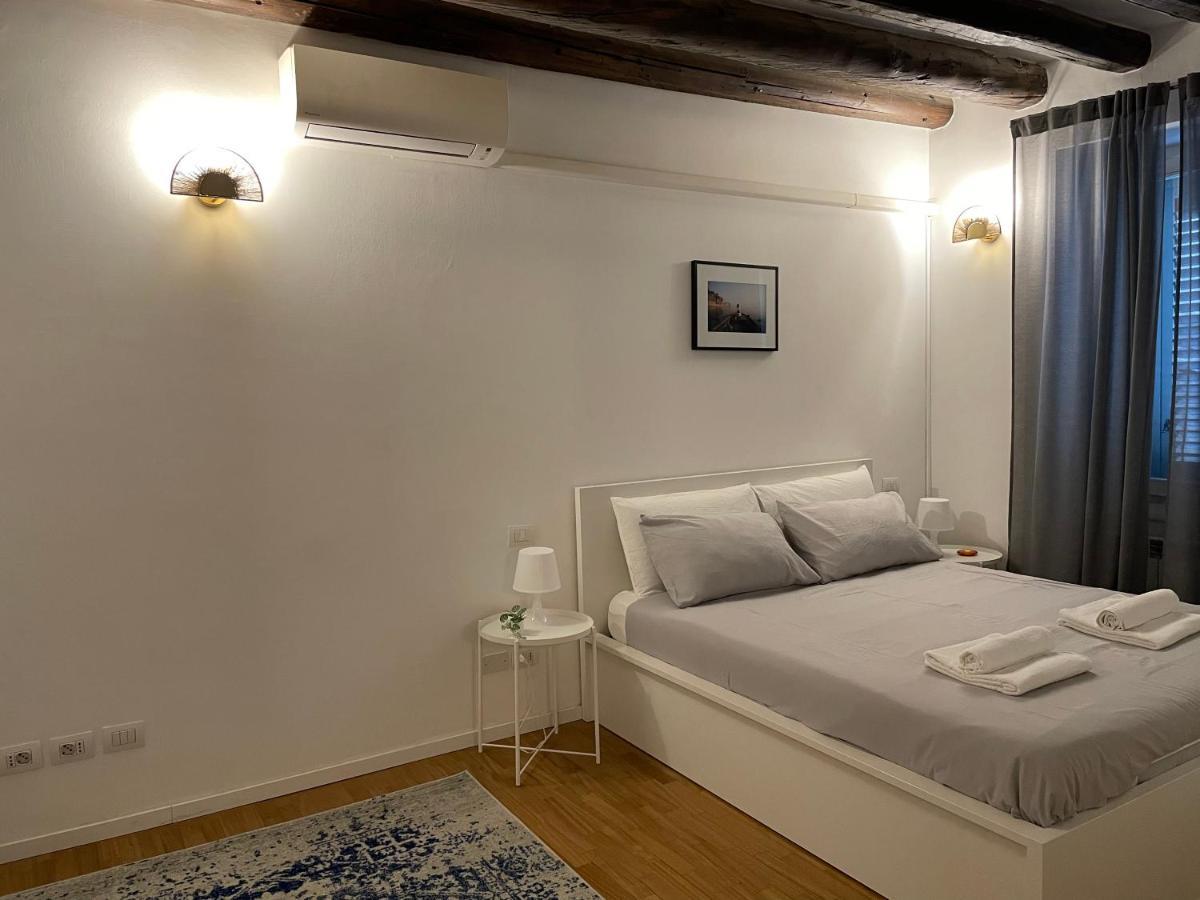 Tortona, 12 - Tra Fashion E Design Apartamento *
