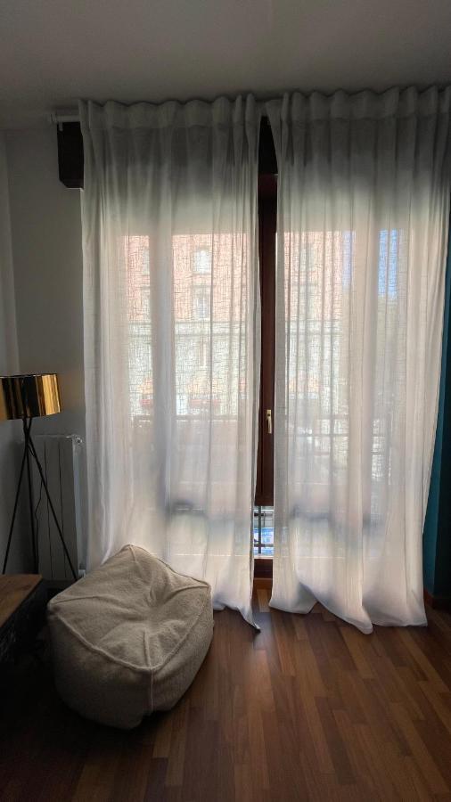 Apartment Bocconi 1 Bdr With Style
