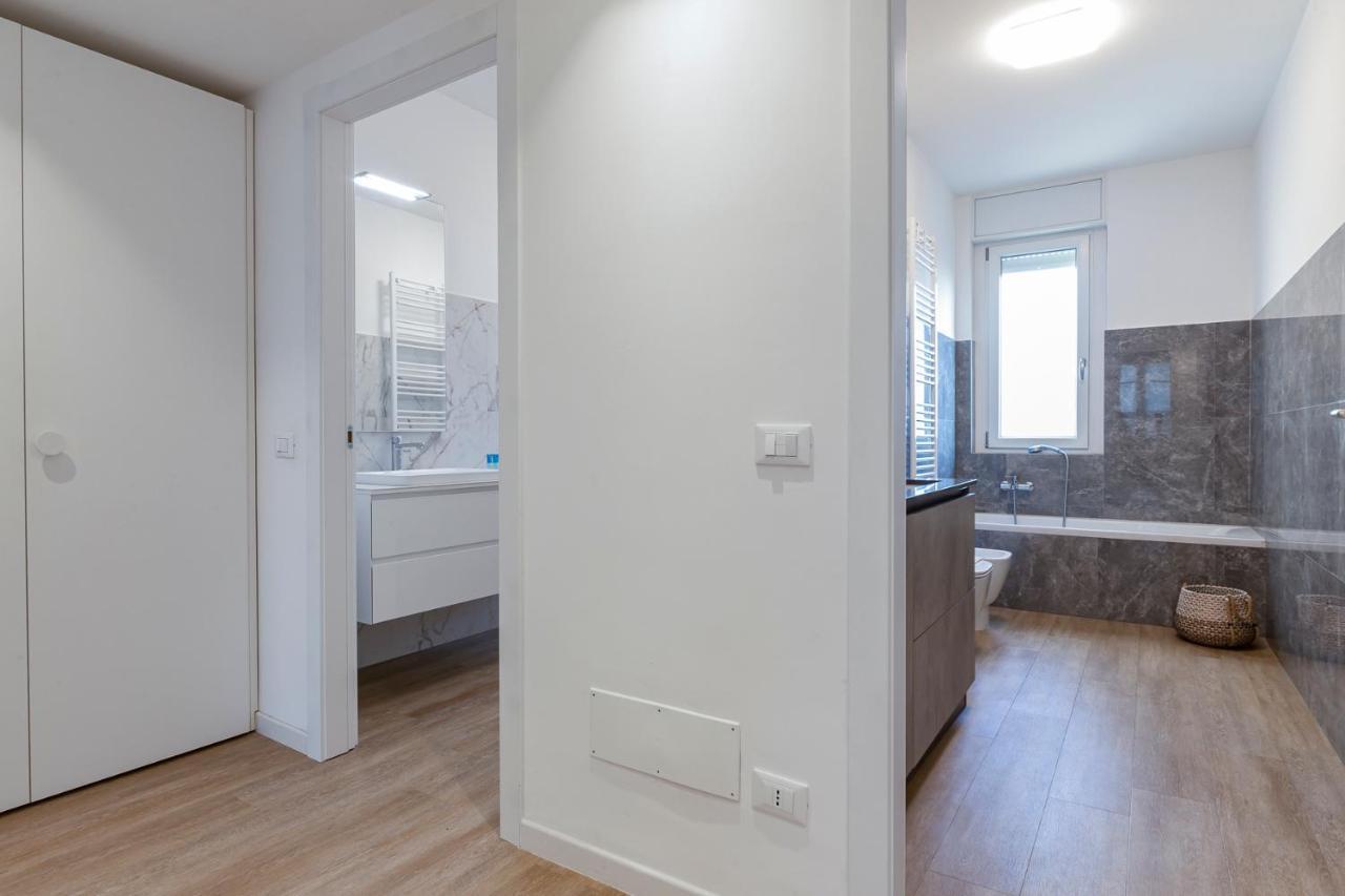 Luxury Near Navigli - Anemoni 5 Milão
