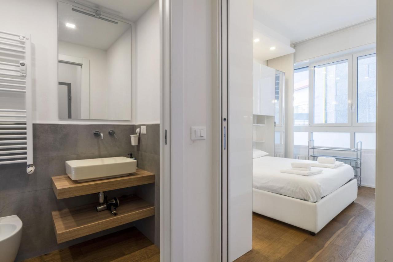 Apartment Easylife - San Babila - Elegante E Rifinito Bilocale Nel Cuore Della Citta Milan