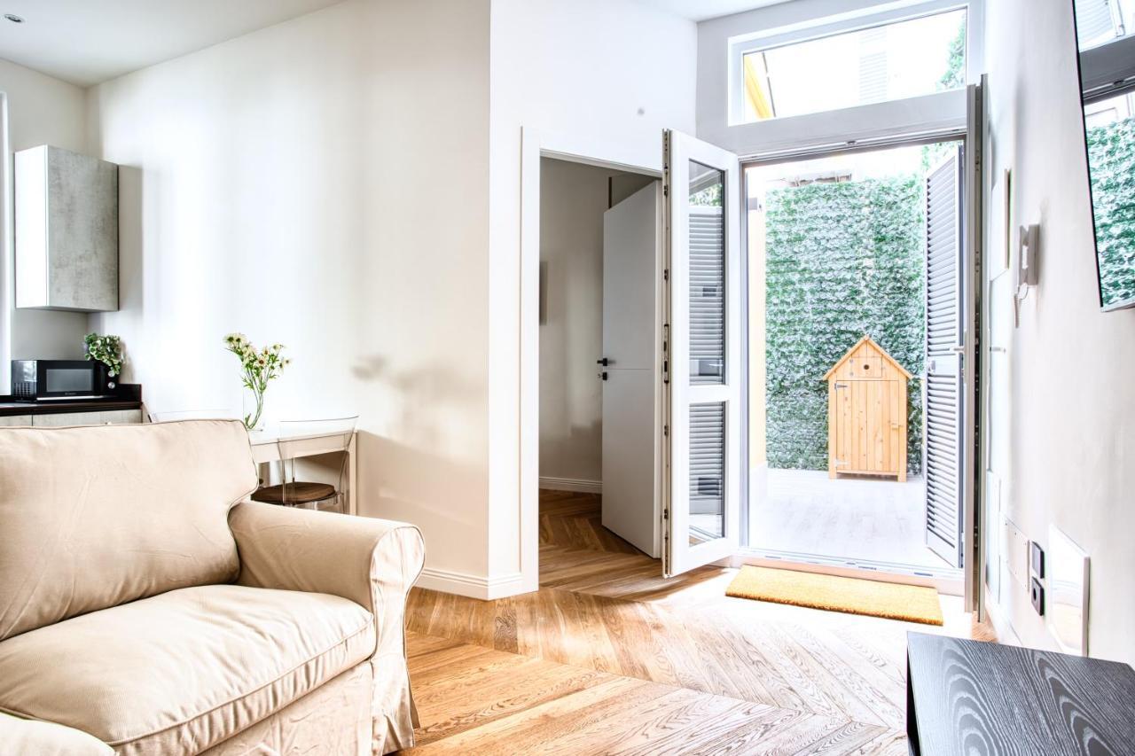 Joivy Stunning Flat With Balcony Apartment *