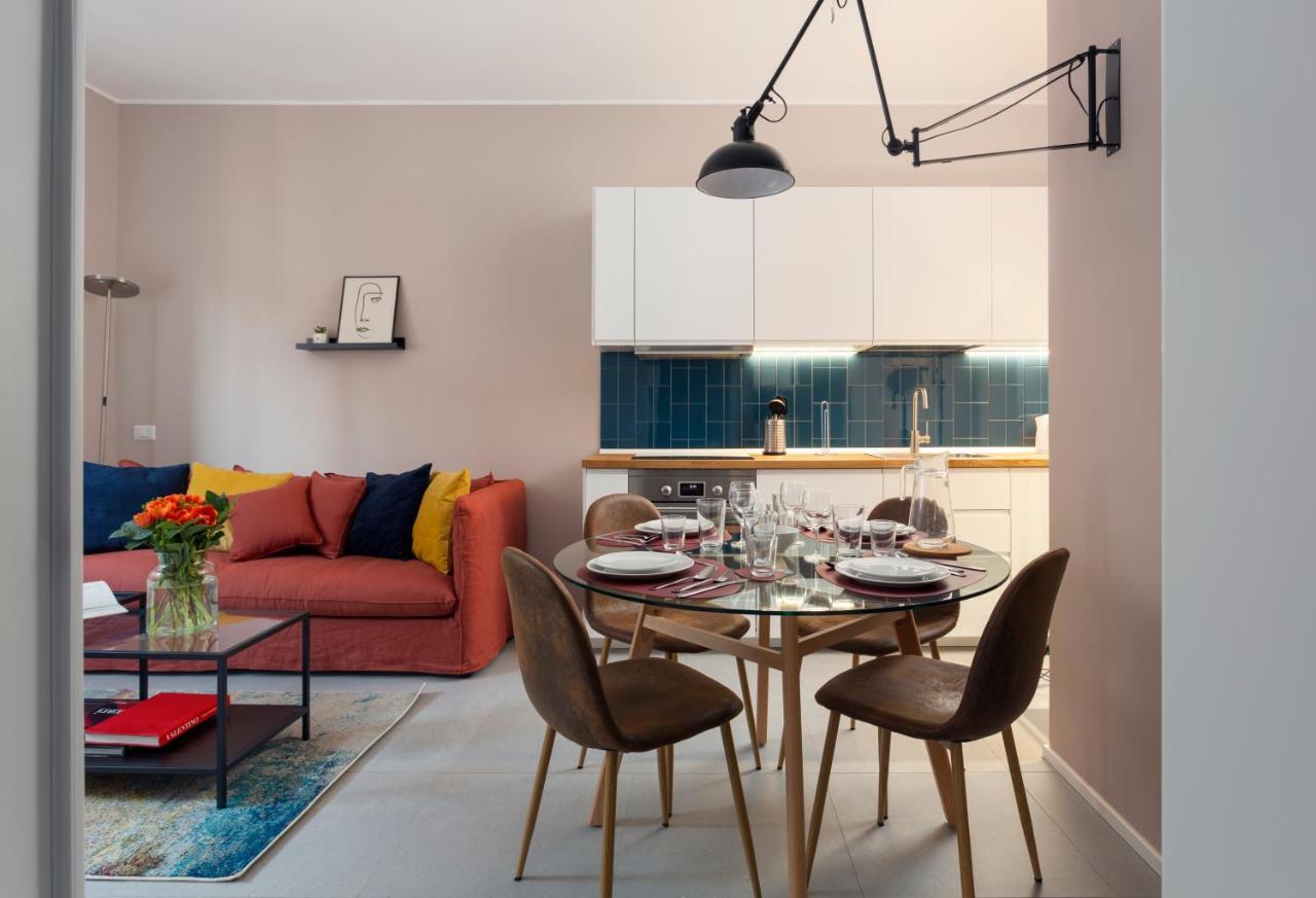 Apartment Bilocale Aleardi Mailand