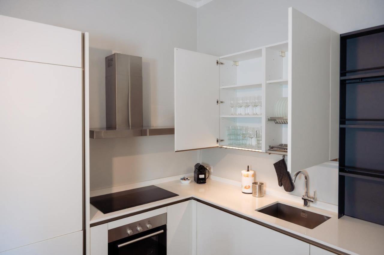 San Siro Metro - Life - Red Diamonds Apartment Mailand