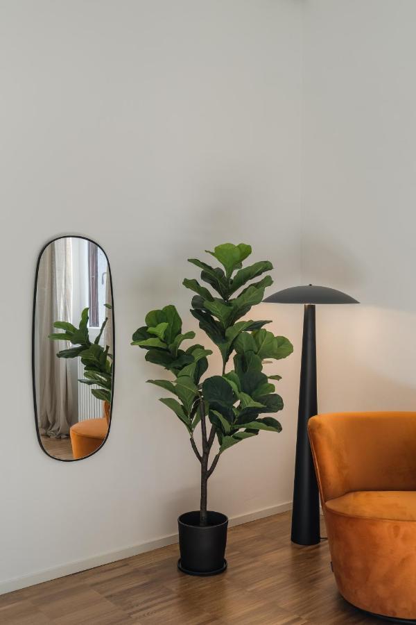 Casa Unica - Stylish & Charming - Navigli I Apartment