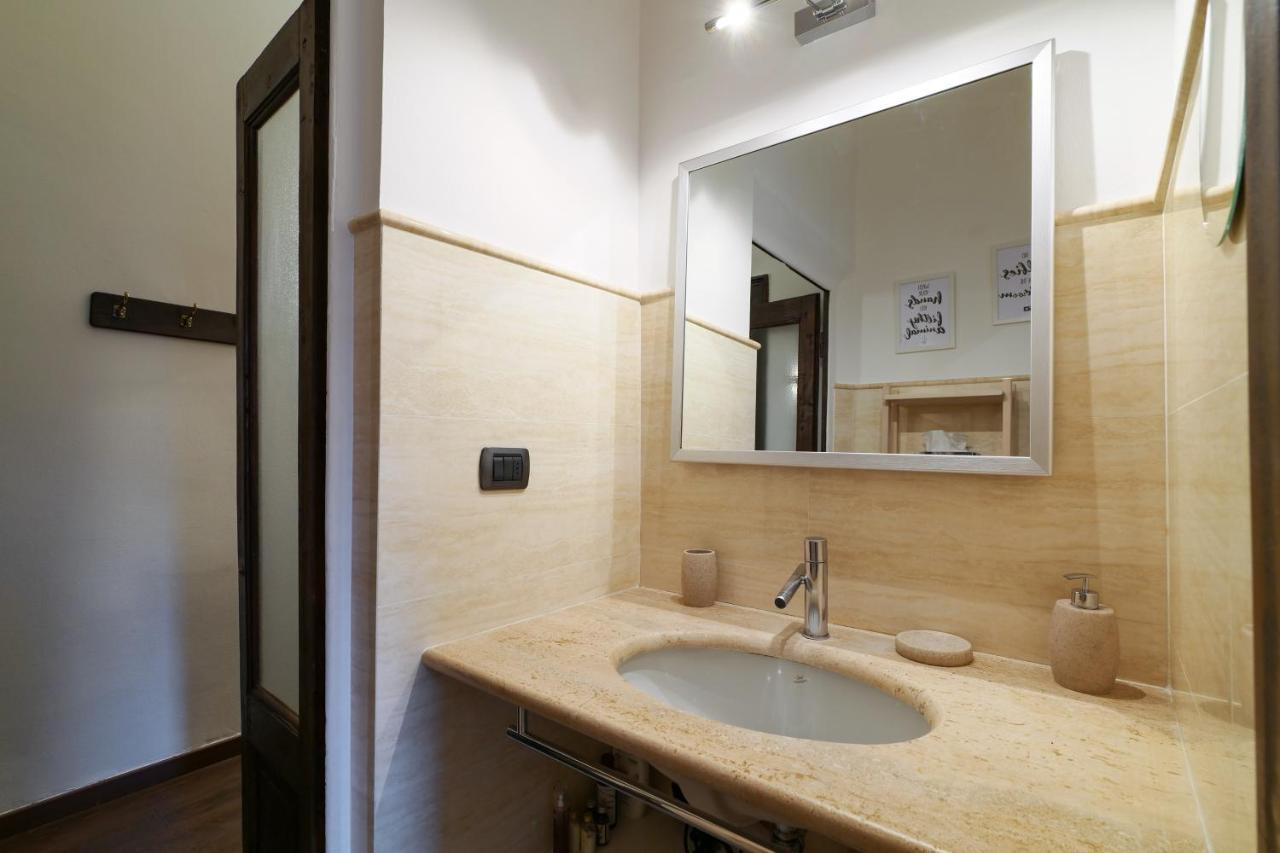 Elegant In Porta Romana - Tiraboschi Apartment