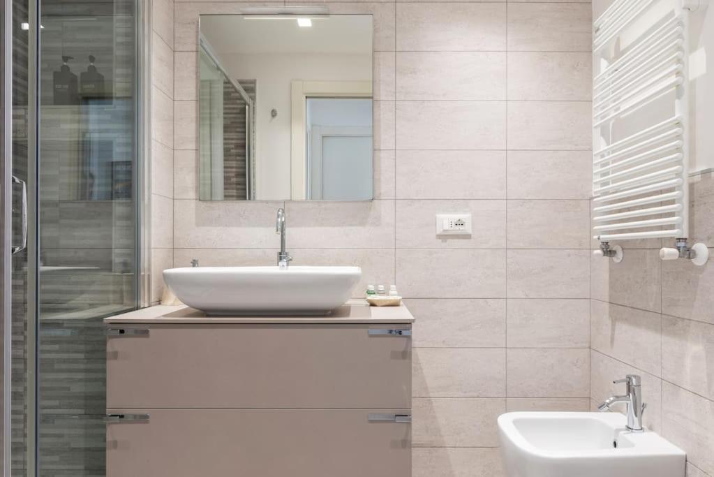Apartamento Bilocale - La Ringhiera Dell'isola
