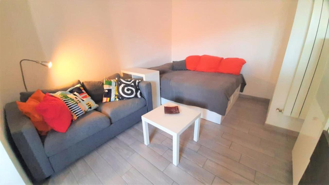Accomodo Mim23 Monolocale Navigli Apartment