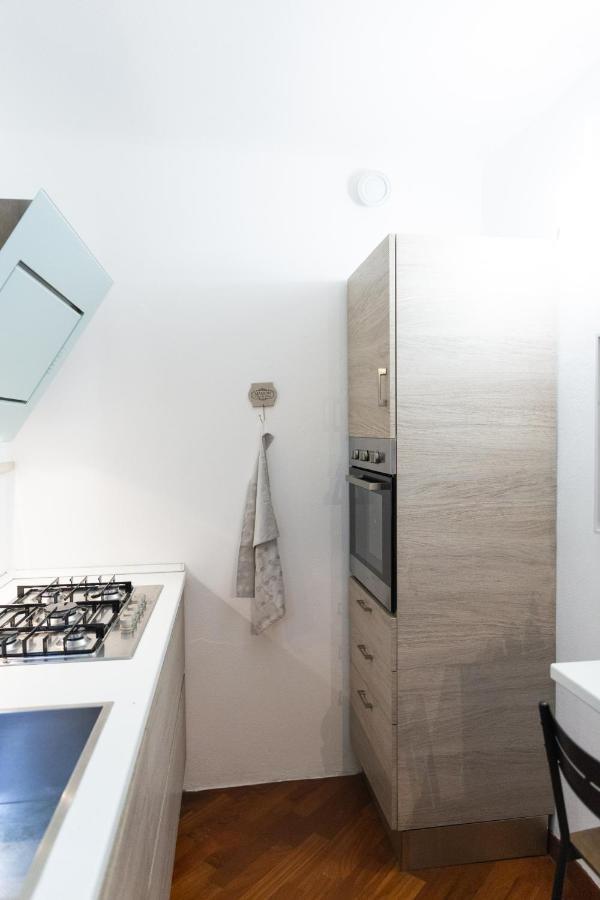 Apartment Sweet House Corso Genova Milan