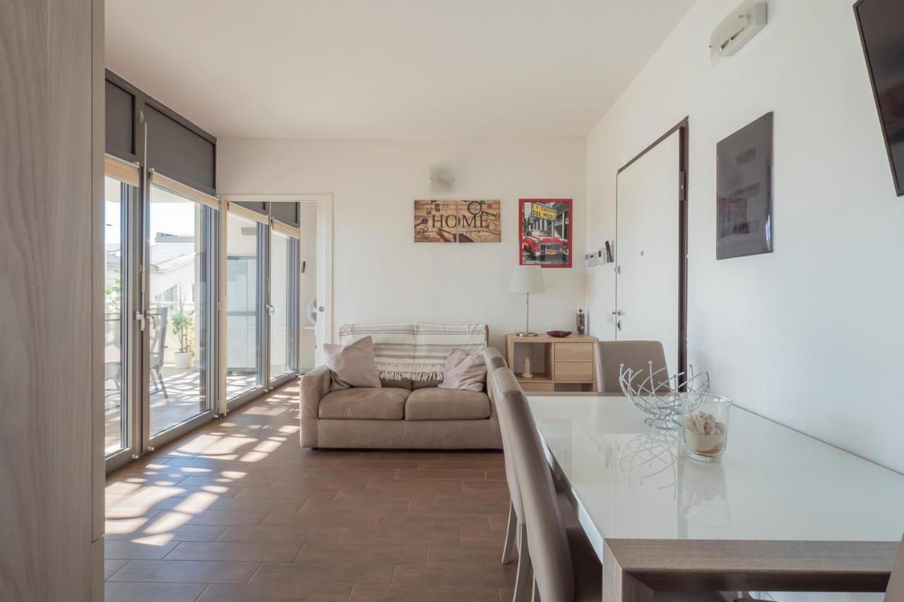 Apartment Luxury Near Linate Quintiliano 7