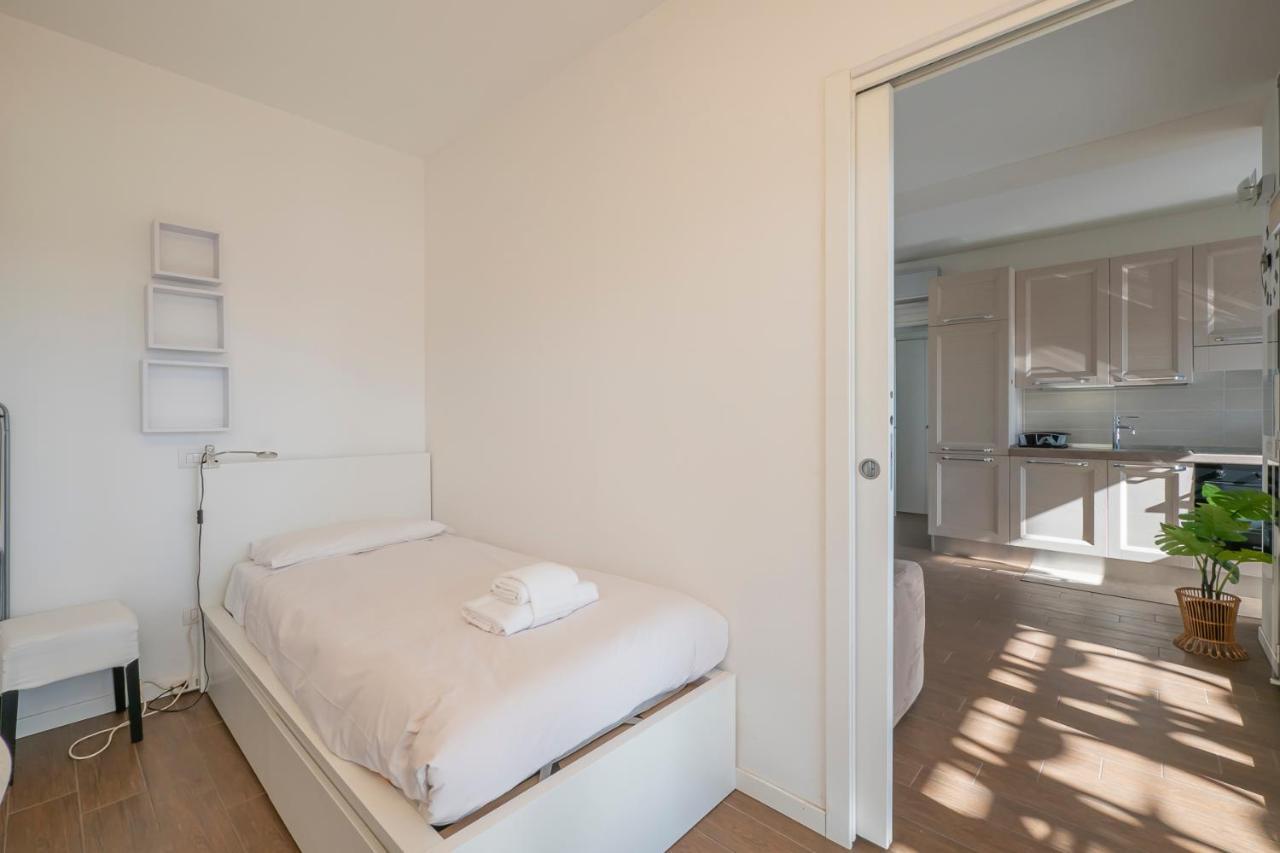 Luxury Near Linate Quintiliano 7 *