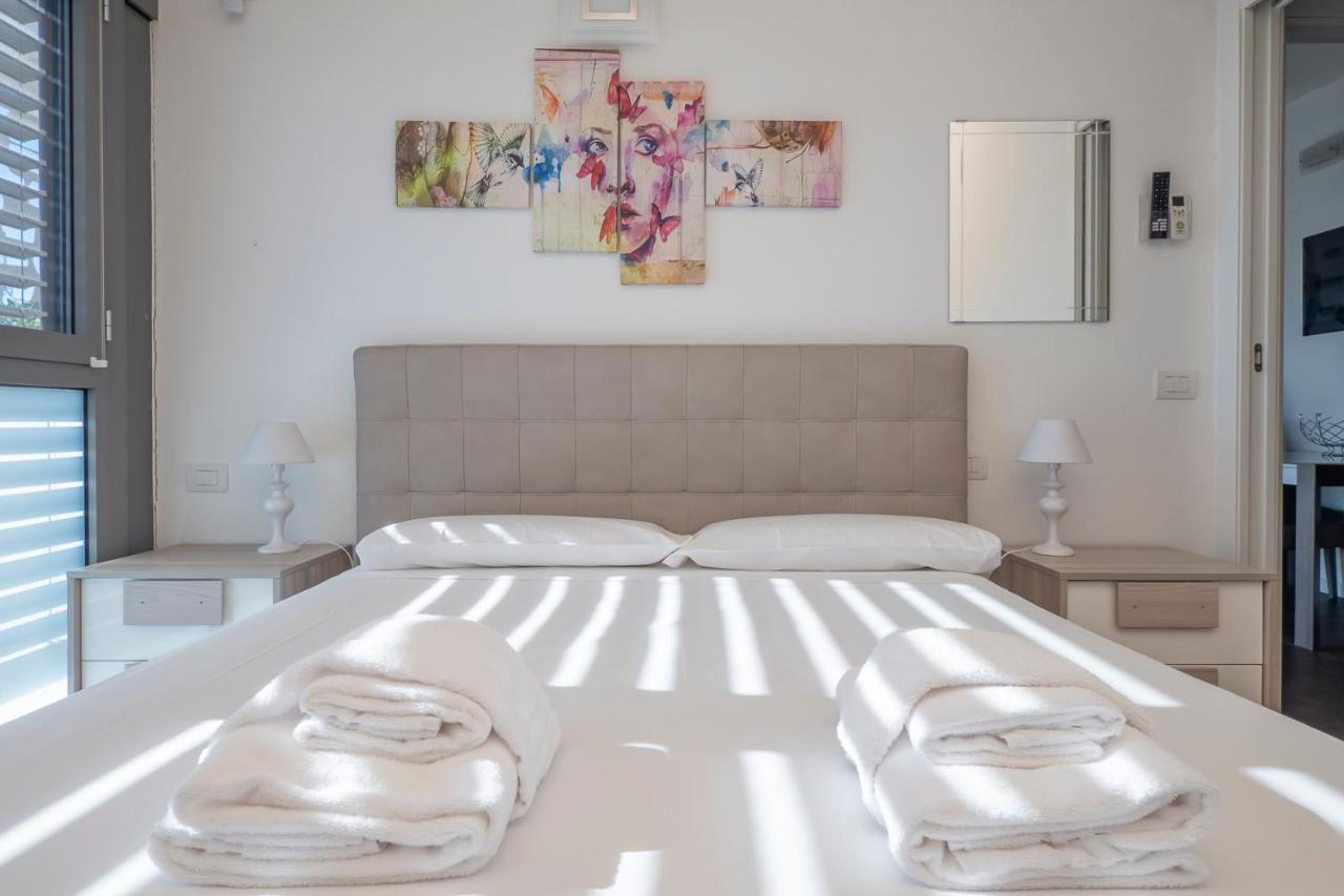 Apartment Luxury Near Linate Quintiliano 7 *