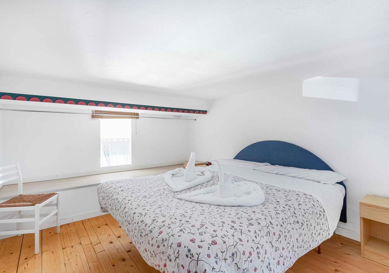 Apartamento Duomo-linate Loft Free Parking Con Tv 50 E Wi-fi Milão