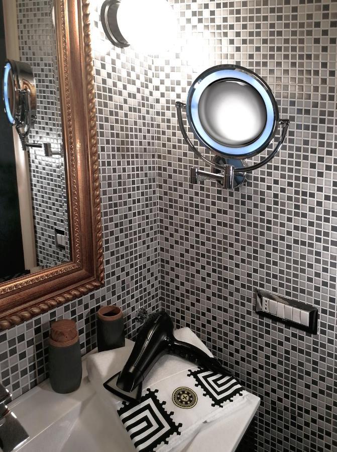 Manner House - Centre, Lux Experience, Supreme Design, Extraordinary - Porta Venezia, Corso Buenos Aires Area Apartment *