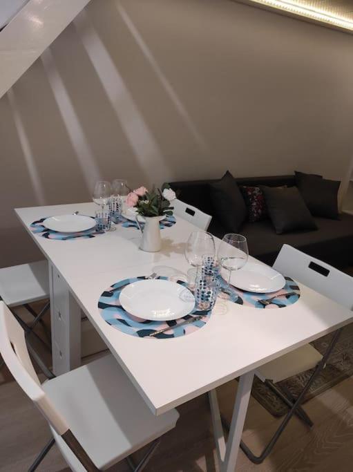 Duomo Porta Venezia Mini Loft Con Wifi E Netflix Apartment *