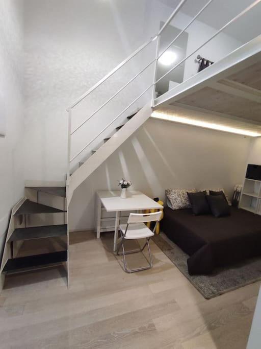 Duomo Porta Venezia Mini Loft Con Wifi E Netflix Apartment Mailand