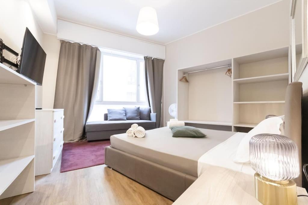 Santa Maria Valle 1 Apartment Mailand