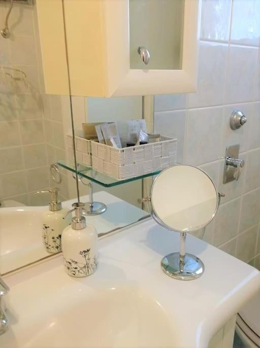 Gef House - Bande Nere Apartment *