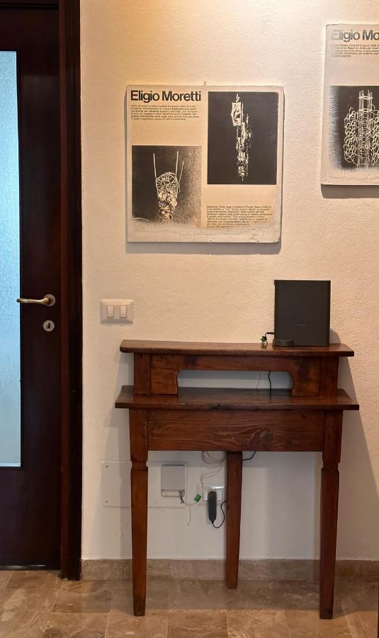 Orea Spiti - Drawings In Teodosio Apartamento *