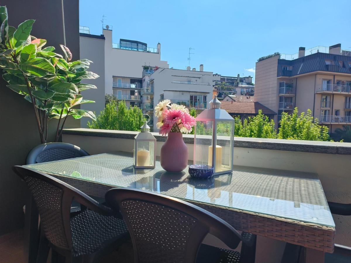 Apartment Exclusive And Unobtainable Big Terrace In Downtown With Ac, Wifi, Subway M1 And M2 In Shopping Area