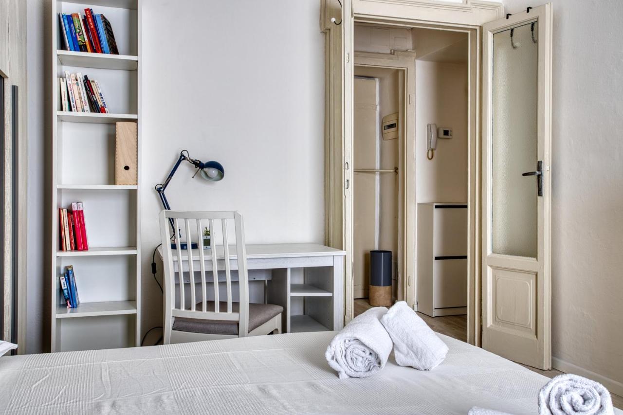 Joivy Chic 1 Bed Flat * Mailand