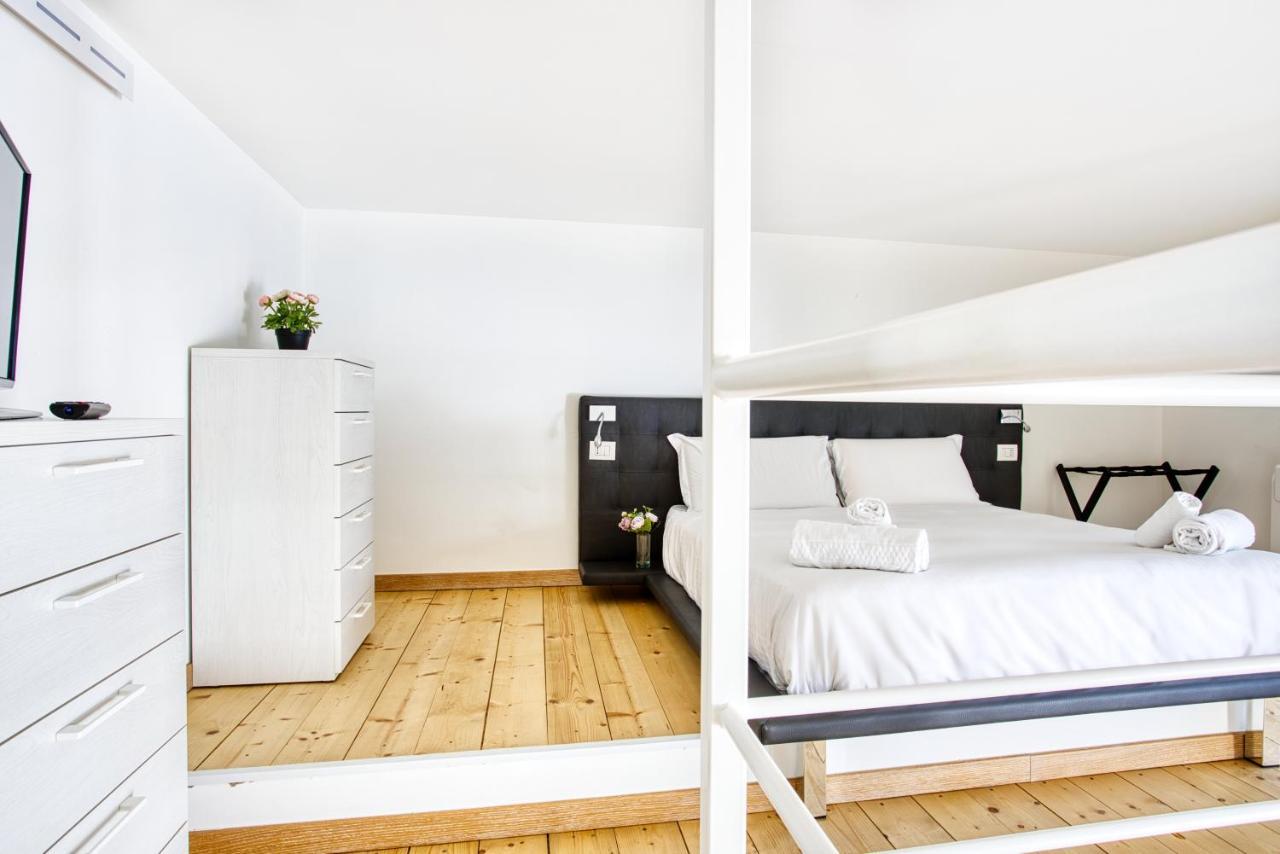 Joivy Charismatic 1-bed Flat With Parking * Mailand