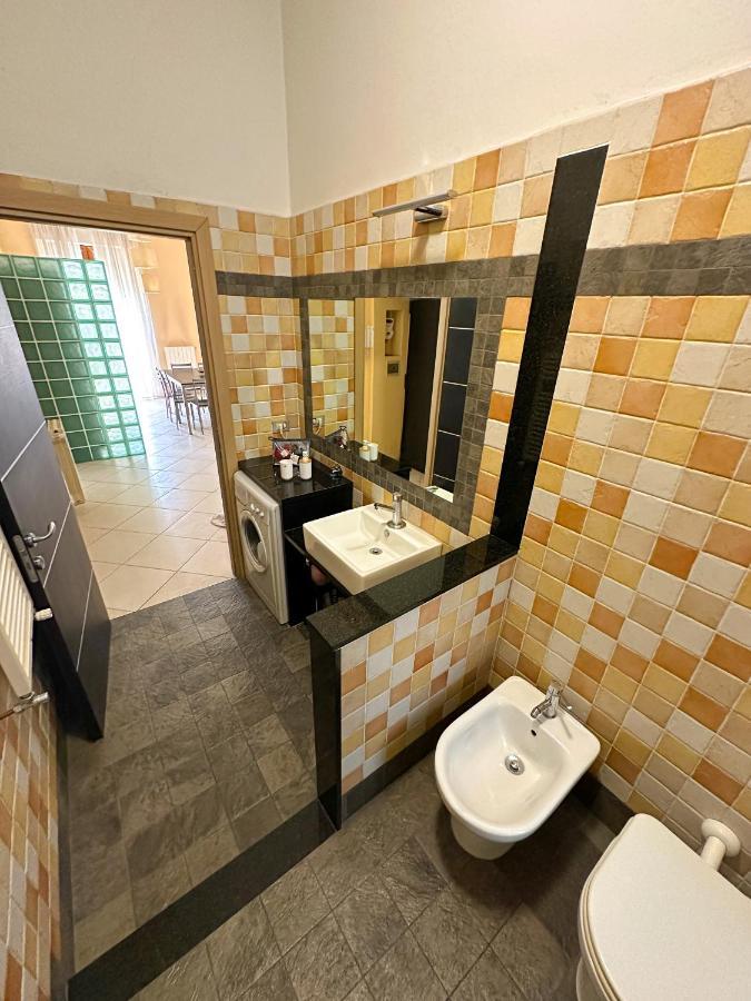 Apartment Modern Isola - Metro & Self-checkin *