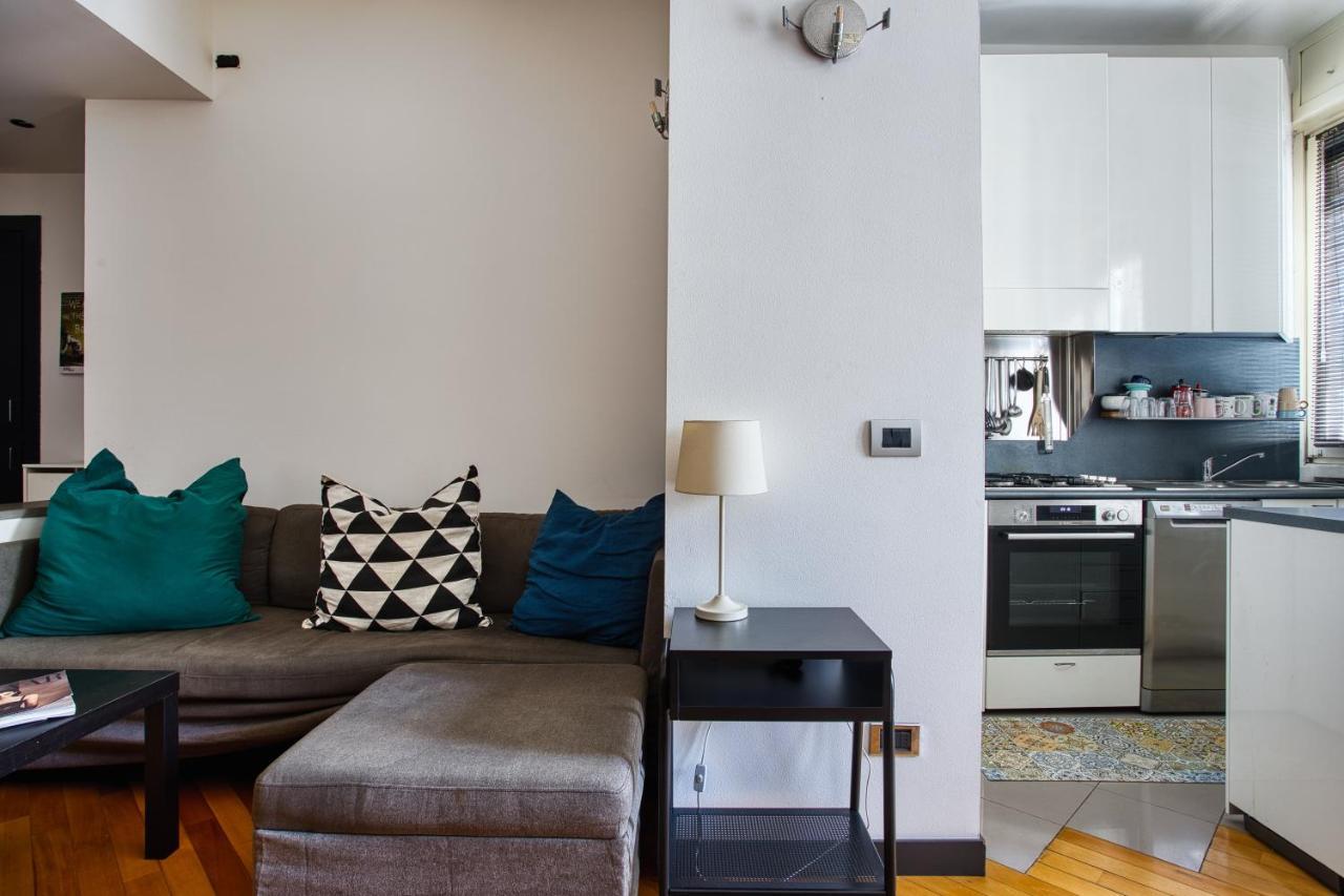 Joivy Attractive Flat Near Citylife Apartment *