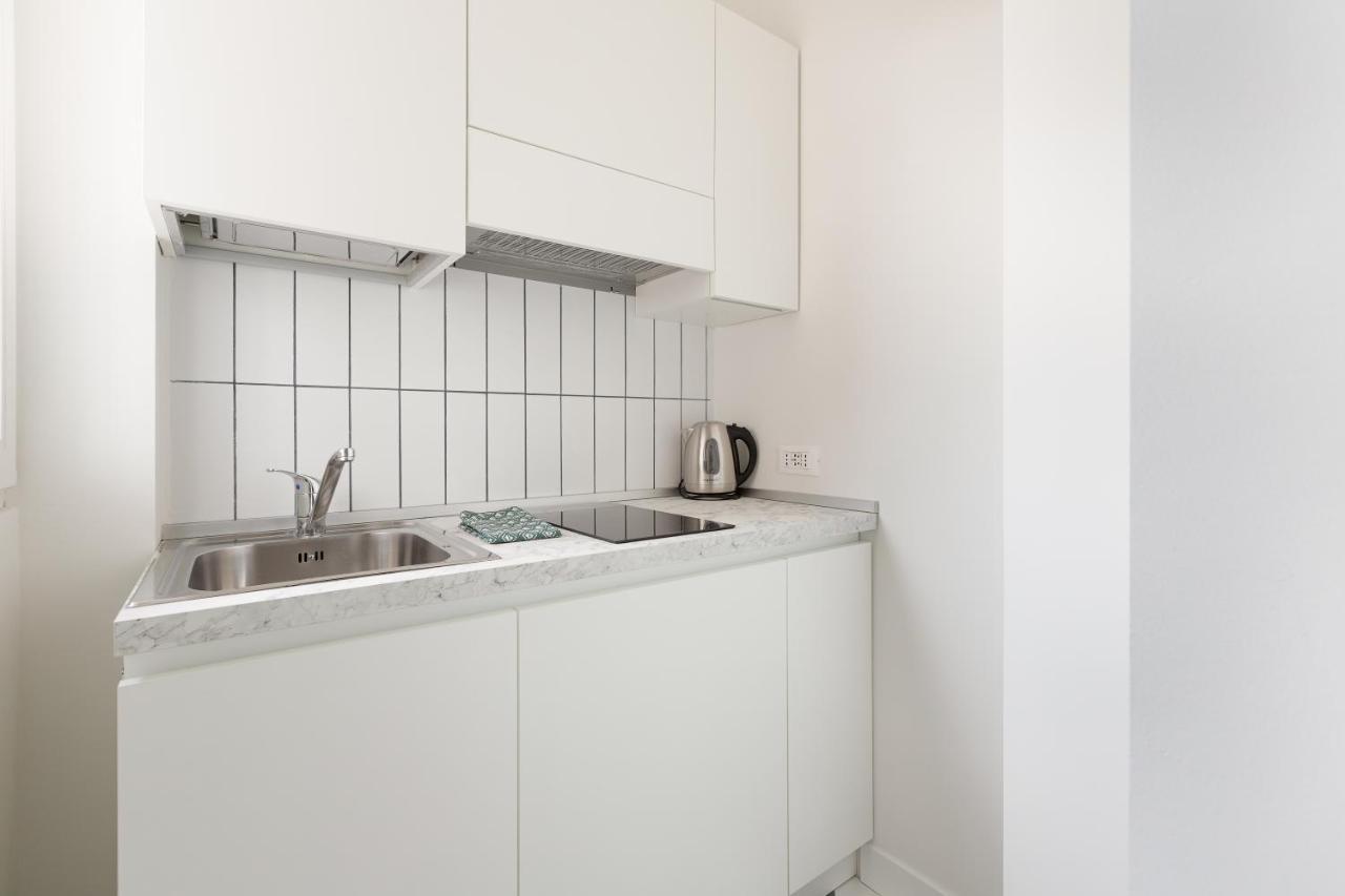Comfy X2 - 1,1 Km Far From Iulm University! Apartment Milan