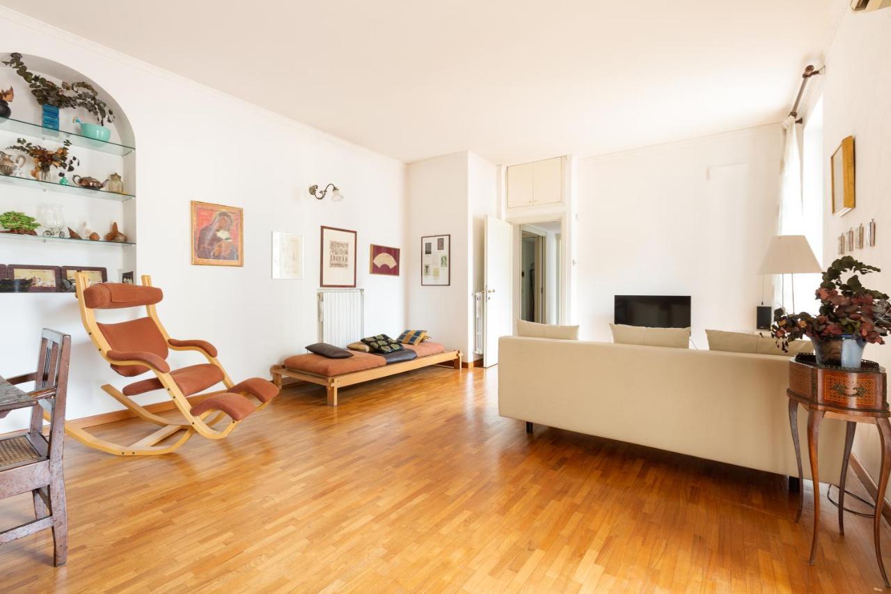 Cozy With Balcony - Porta Romana District * Mailand