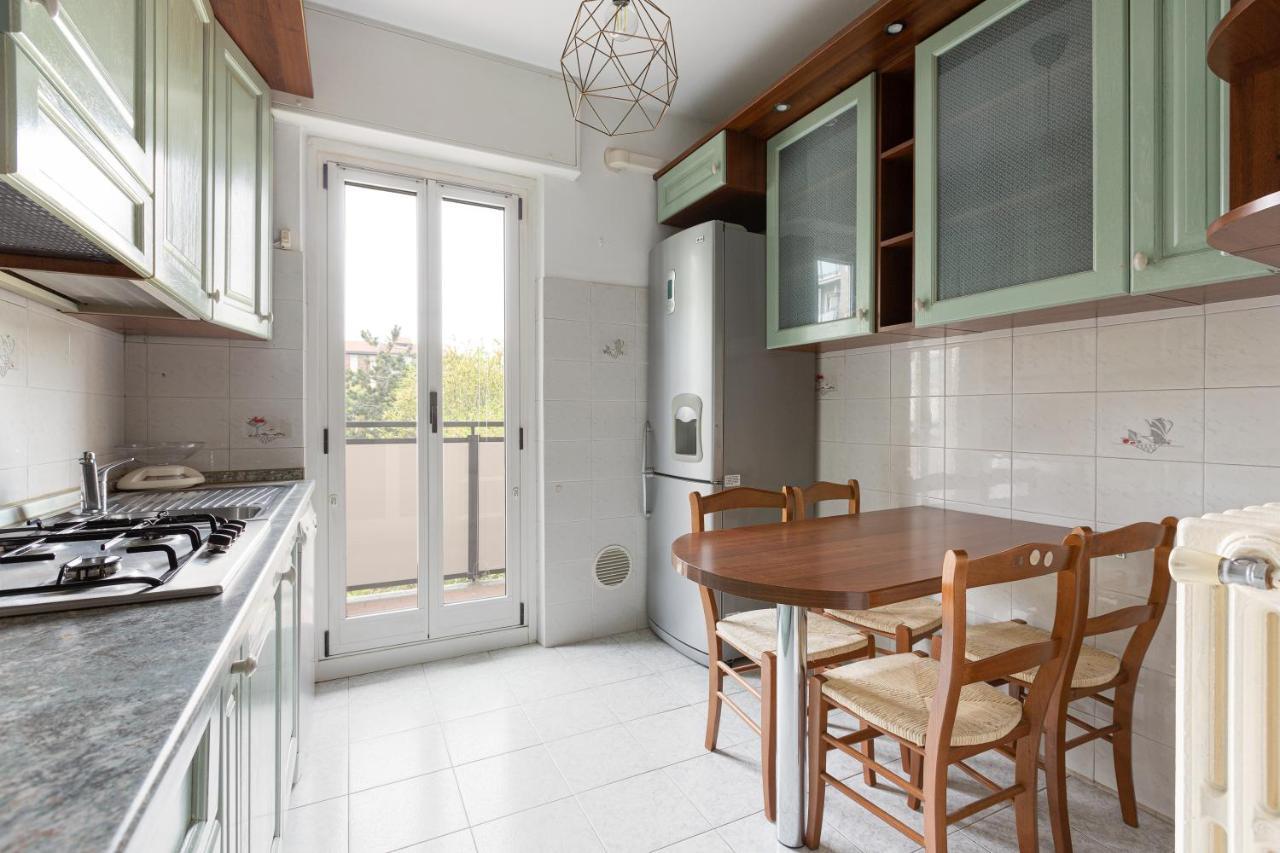 Comfy X6 - 400 M Far From Bonola Mm1 Apartment