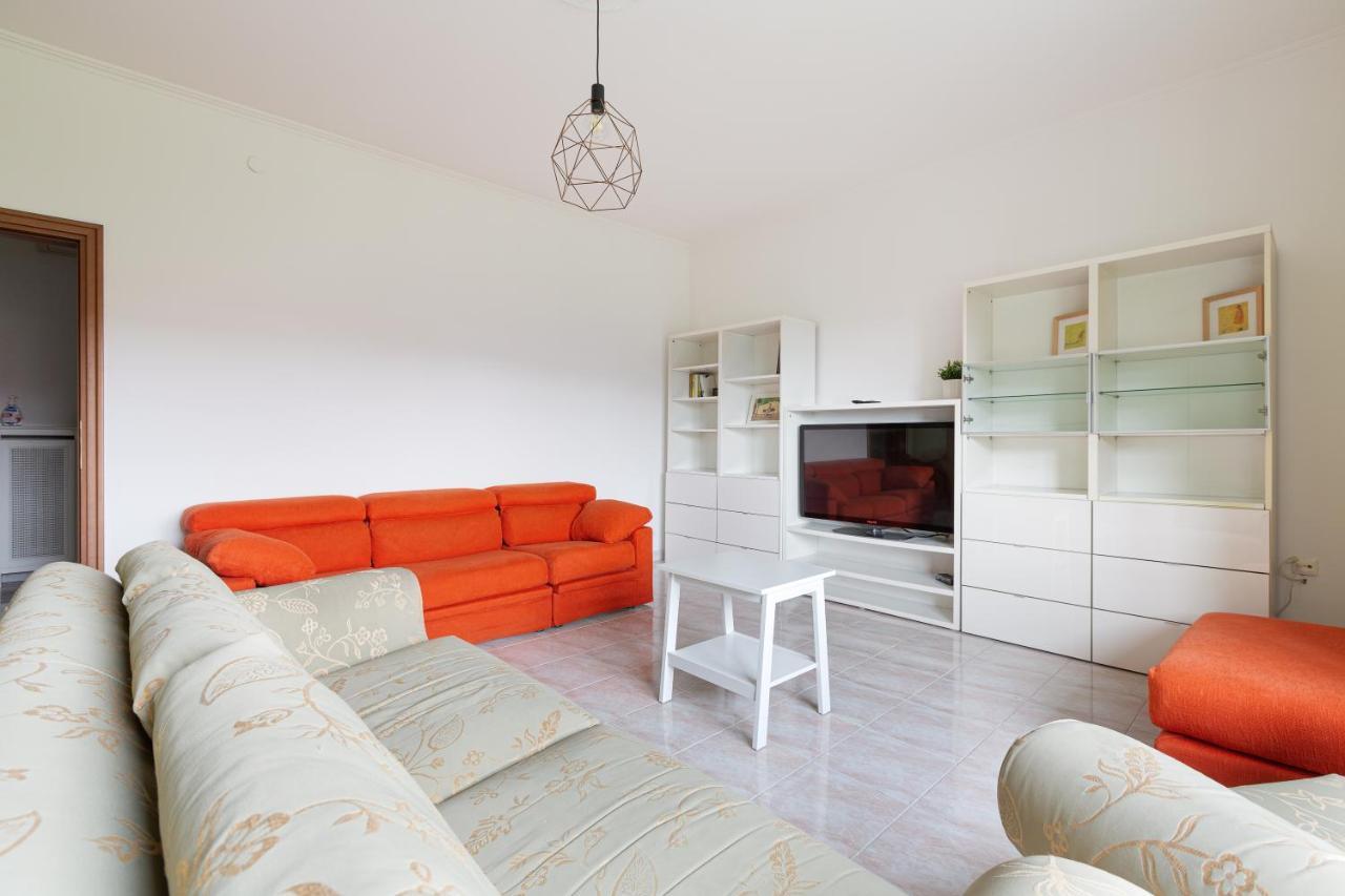 Apartment Comfy X6 - 400 M Far From Bonola Mm1 *