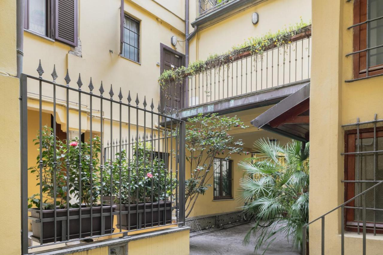 Easylife - Comodo Con Terrazza Zona Navigli Apartamento Milão