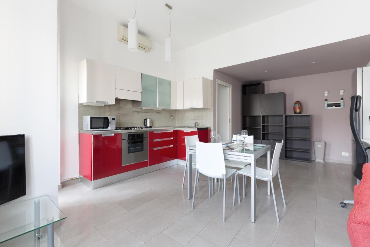 Apartment Cozy Apt With Balcony - Mm2 Sant'agostino Mailand