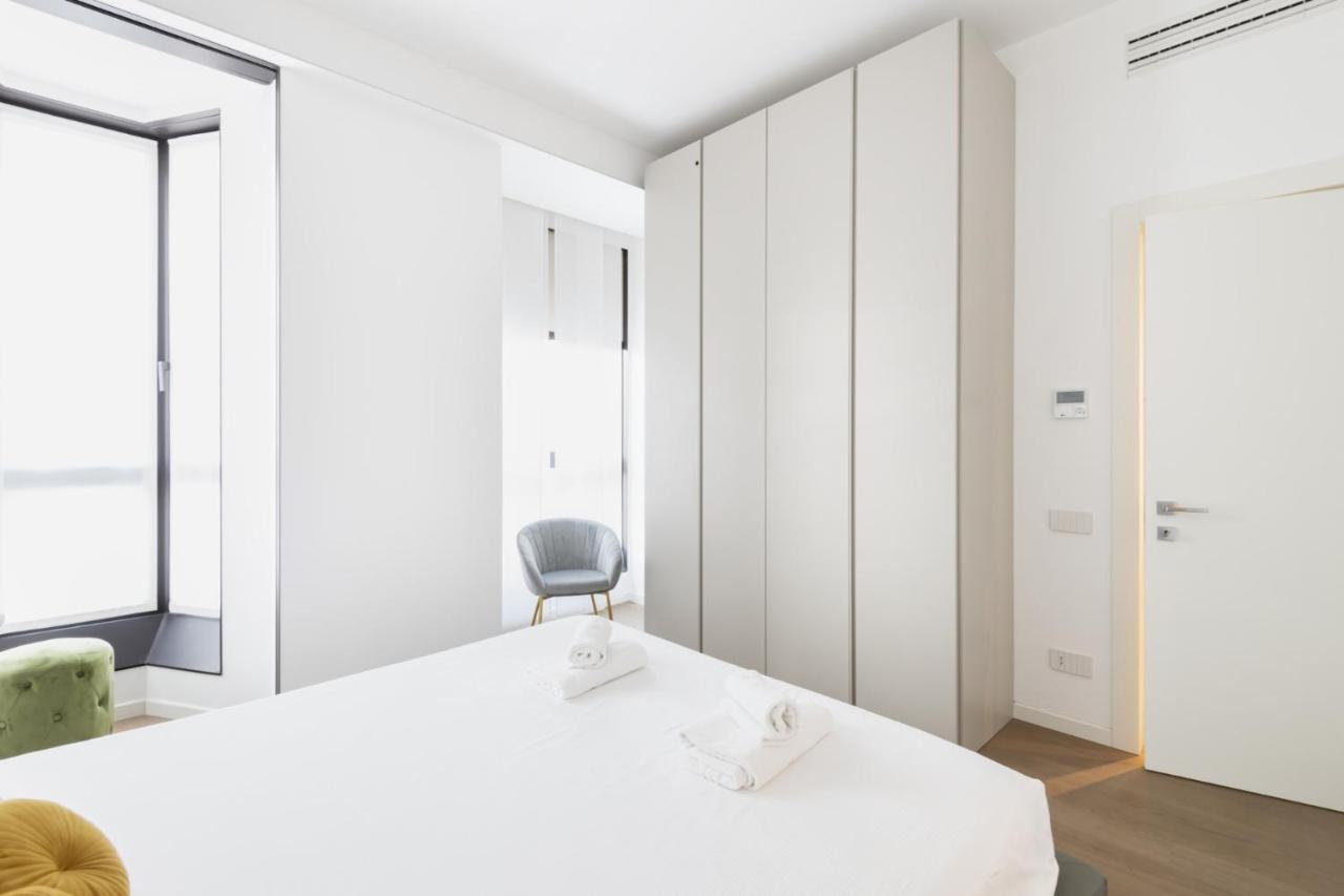 Apartment Easylife - Lussuosa Dimora Con Rooftop Condominiale Vista Duomo Milan