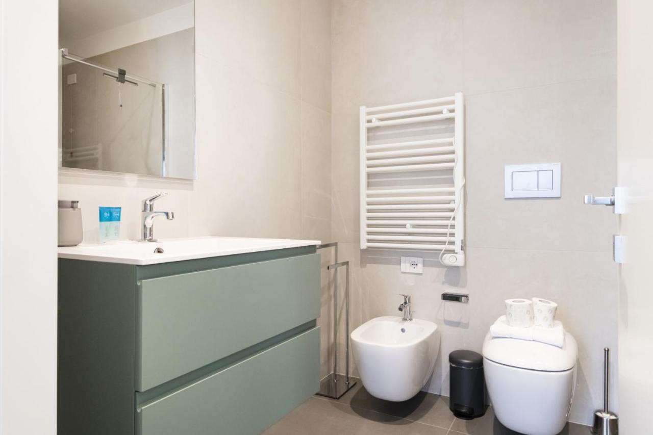 Apartment Easylife - Lussuosa Dimora Con Rooftop Condominiale Vista Duomo Milan