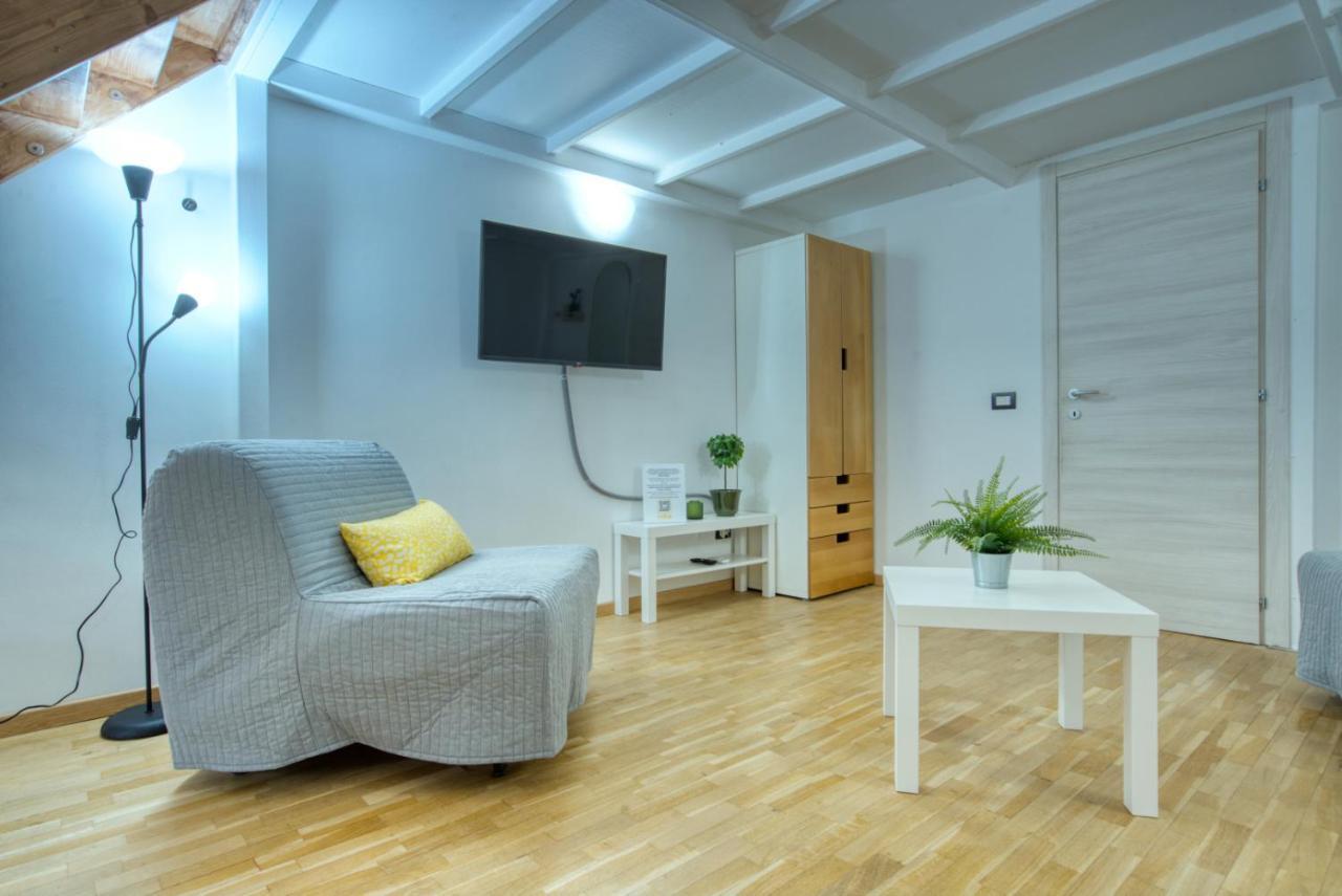 Emo 19 Apartment *