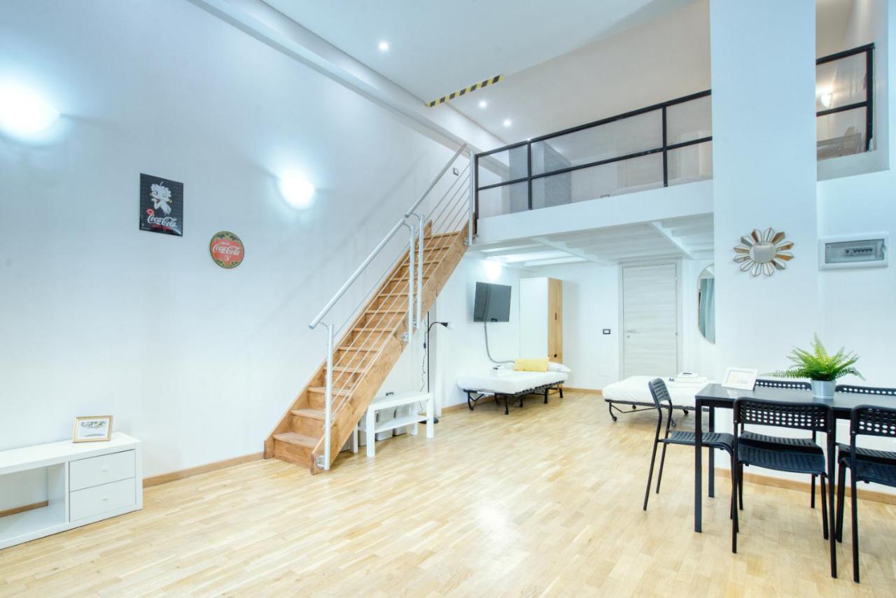 Emo 19 Apartment Milan