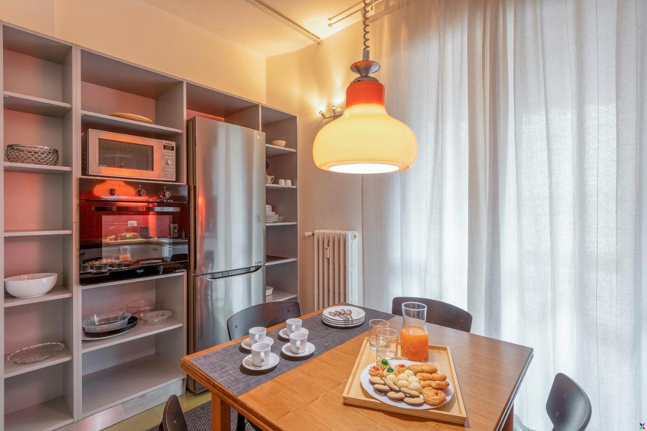 Bnbutler - Cesare Brivio, 21 - Ampio E Luminoso Apartamento Milão