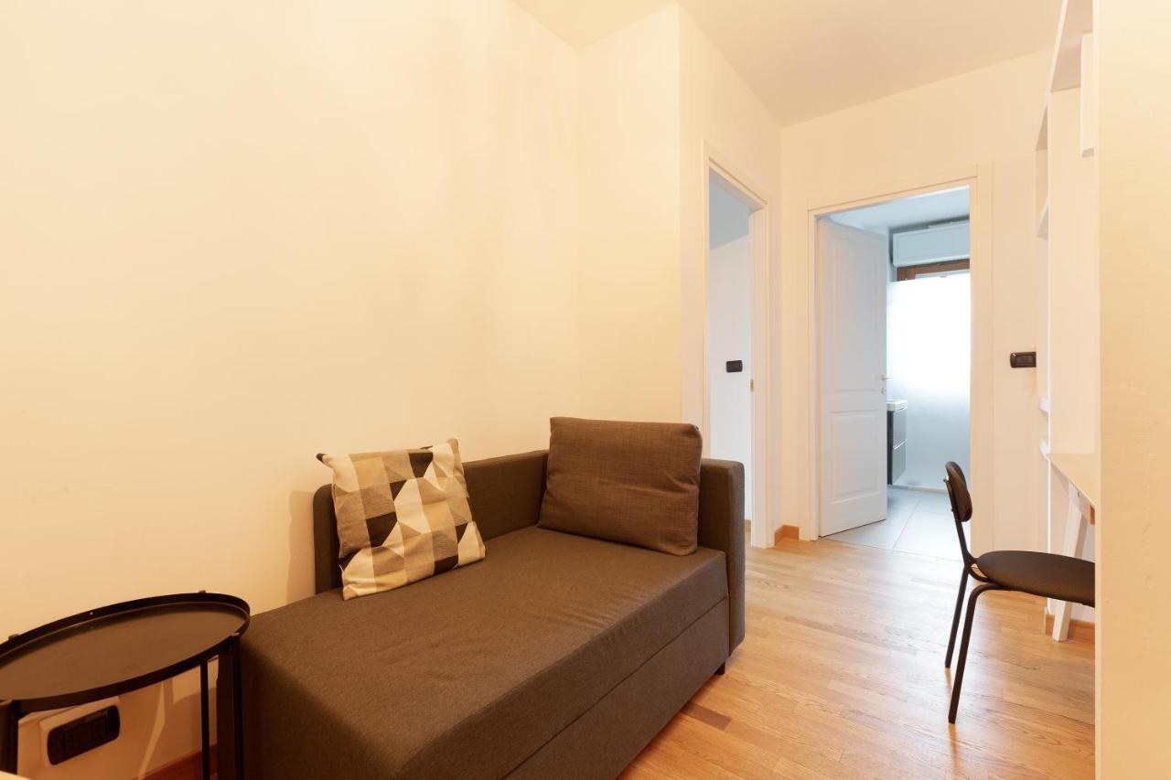 Comfy X3 - With Balcony